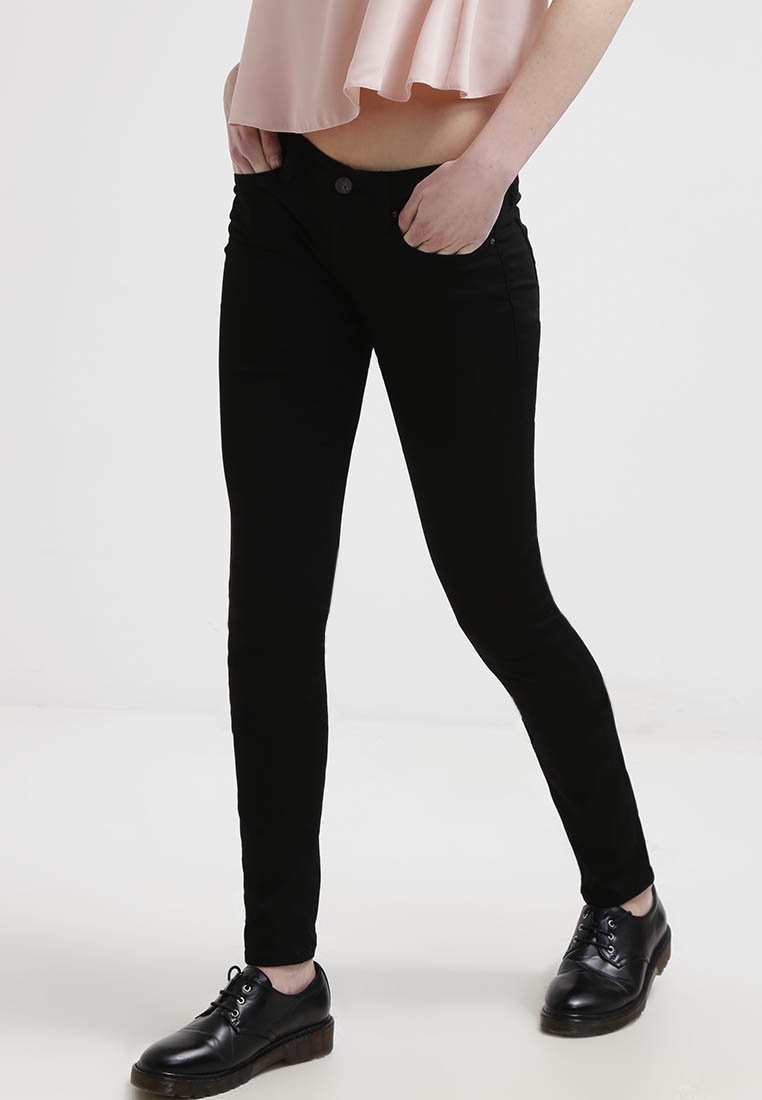 Le-pantalon-taille-basse flatcast tema