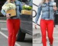 Porter-des-jean-with-Sweat-onu-rosie-huntington
