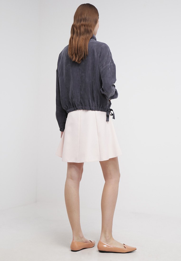 Vestes-de-survetement-femme
