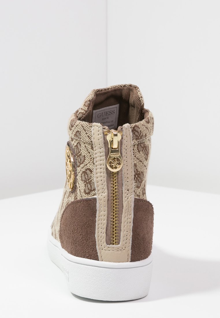 Guess-chaussures
