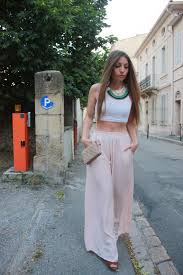 pantalons-dete-a-mettre-sur-le-lieu-de-travail
