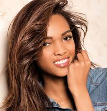 Chocolate-brown-couleur-des-cheveux-conseils