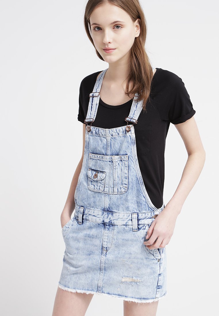 Jupe-en-jean-hiver