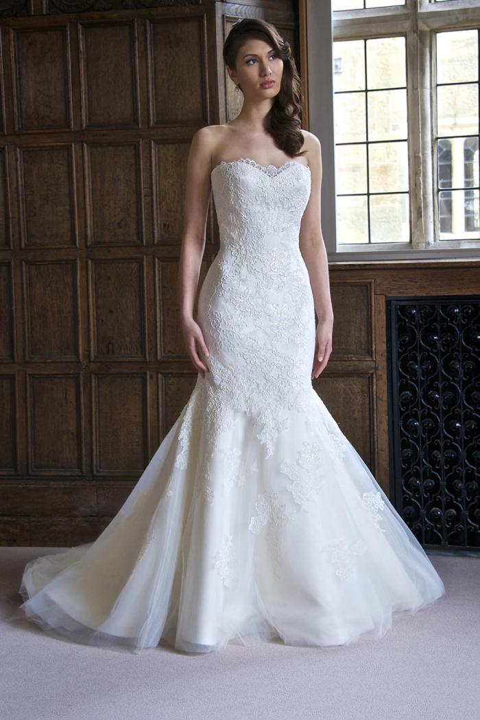 Augusto-jones-2016-prom-dressestyr
