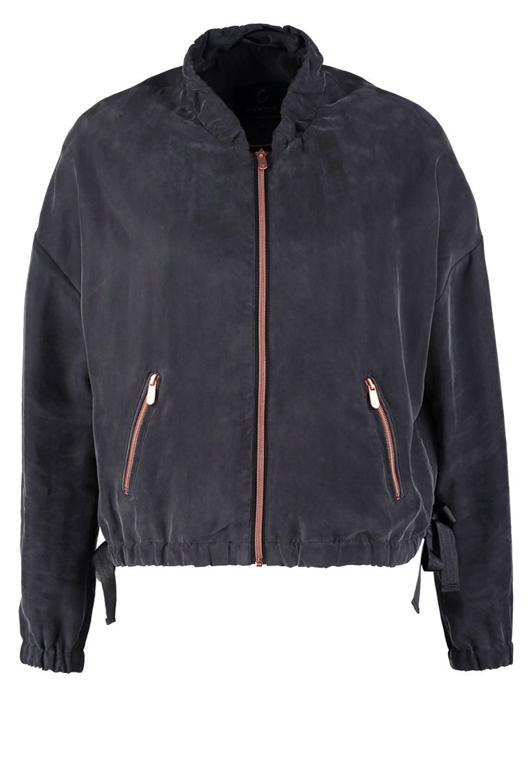 Vestes-de-survetement-femme