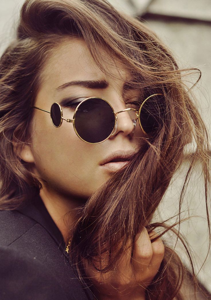 Styles-lunettes-de-soleil-sur-la-tendance-pour-lete