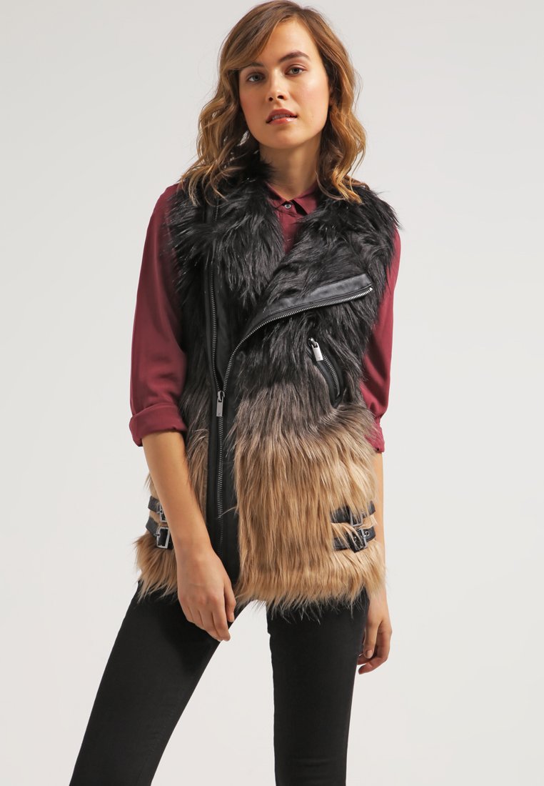 Veste-sans-manches-biscuit