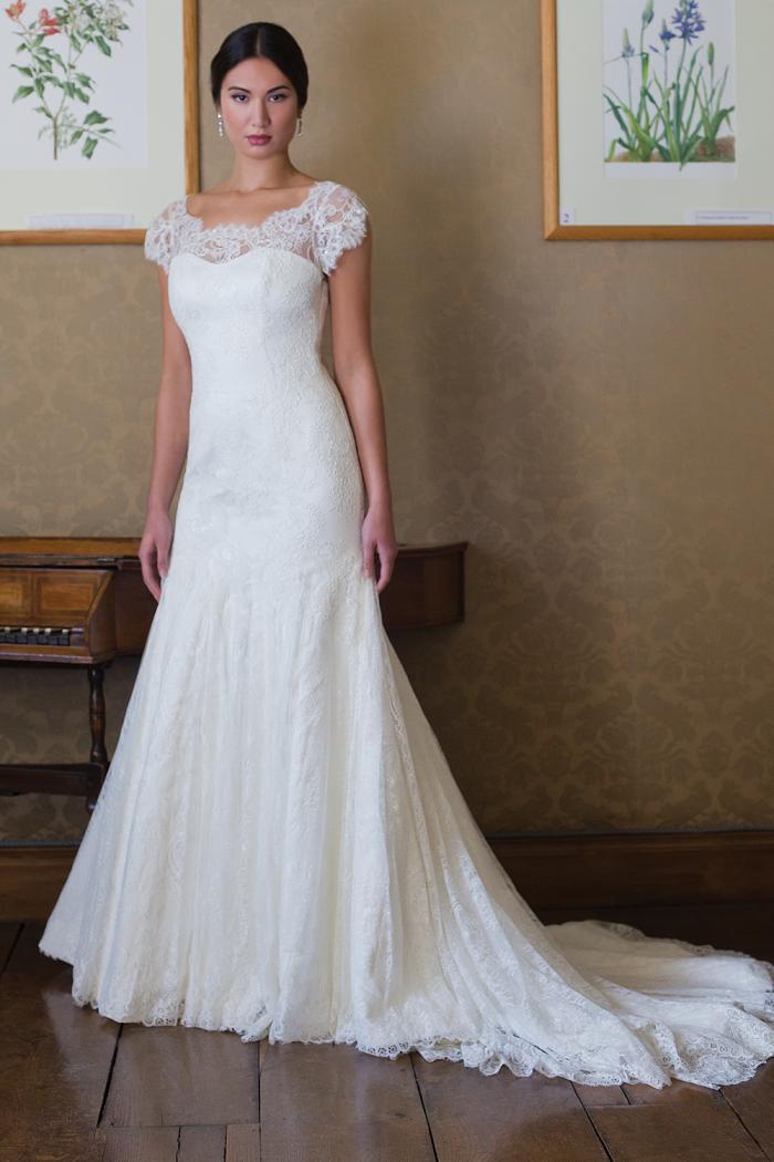 Augusto-jones-2016-prom-dressestyr