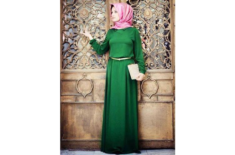Comment-choisir-le-hijab-correcte-pour-une-robe-maxi