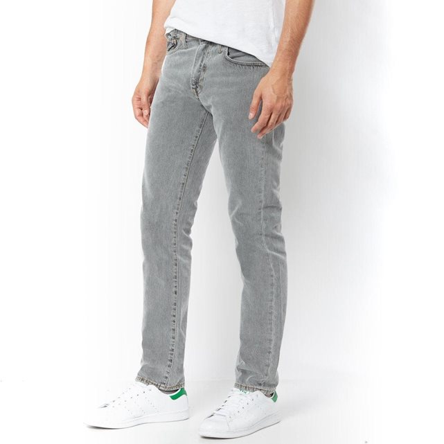 Le-jean-slim-homme