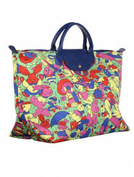 le-nouveau-sac-signe-Jeremy-scott