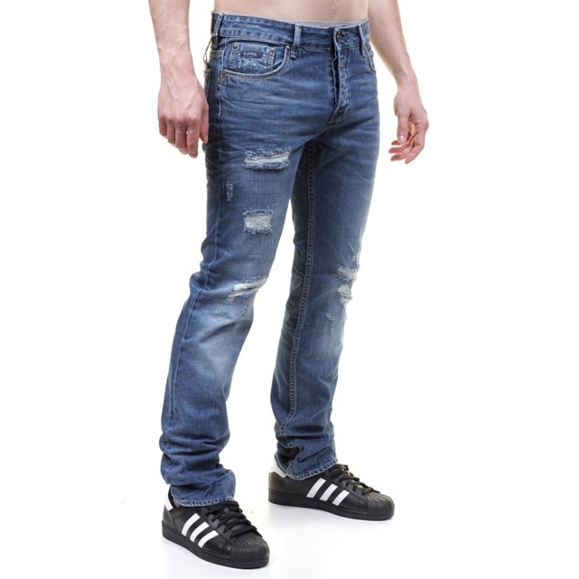 Le-jean-droit-homme