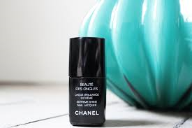 chanel-le-top-coat-brillance-et-sechage-rapide